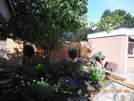 Nog wat hout over voor mijn buiten werktafel 