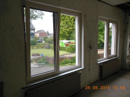 Nieuwe ramen + kozijnen erin